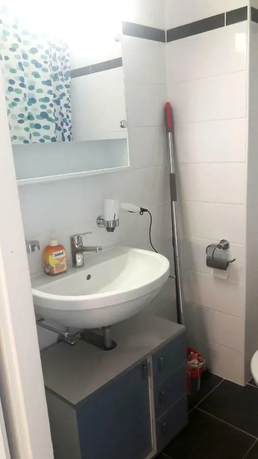 51 Boulevard De La Cluse Apartment Geneva